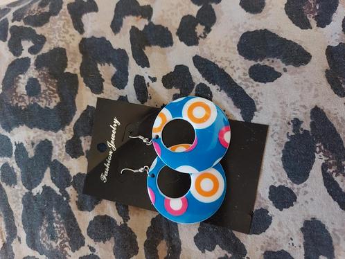 Retro Oorbellen met Kleurrijke Cirkels, Sieraden, Tassen en Uiterlijk, Oorbellen, Nieuw, Hangers, Overige materialen, Blauw, Ophalen