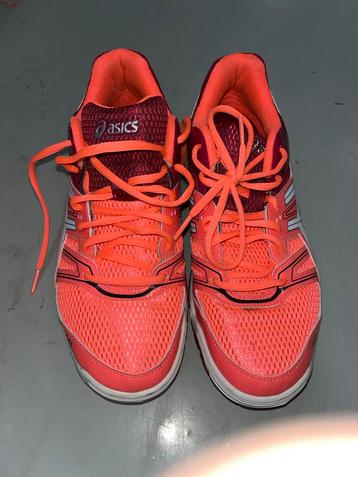 Asics binnen Sportschoenen Maat 40 beschikbaar voor biedingen