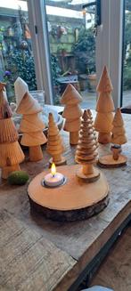 Houten bomen dennenboom seizoentafel, Meerdere dieren, Groot