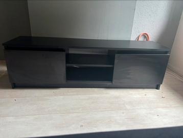 Zwart tv-meubel met opbergruimte beschikbaar voor biedingen