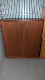 Mid century modern kast, Ophalen
