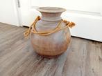 Houten nepalese pot/kruik, Huis en Inrichting, Overige materialen, Overige kleuren, Ophalen of Verzenden, Zo goed als nieuw