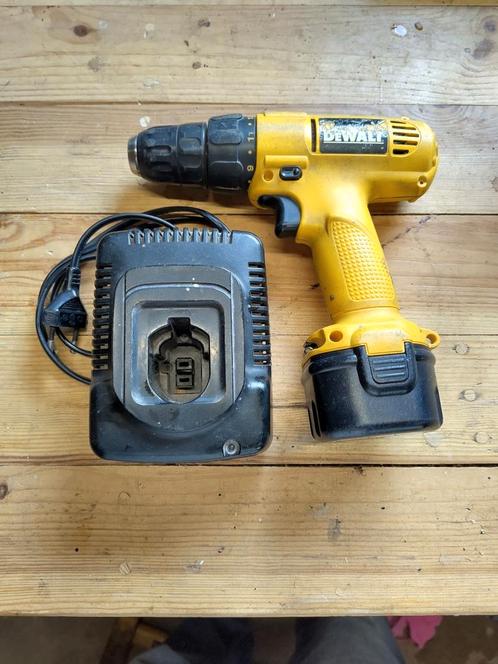 DeWalt accuschroefboor, Doe-het-zelf en Verbouw, Gereedschap | Boormachines, Gebruikt, Boor- en Schroefmachine, Variabele snelheid