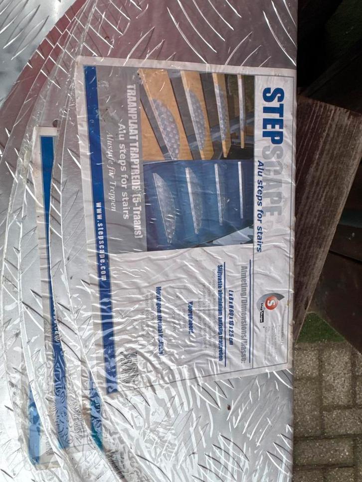 Aluminium Trapbeschermers - 16 stuks, Doe-het-zelf en Verbouw, Hout en Planken, Nieuw, Overige typen, Overige houtsoorten, Minder dan 200 cm