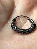 Bodemvondst…Oude Bewerkte Oorring, Sieraden, Tassen en Uiterlijk, Antieke sieraden, Ophalen of Verzenden, Zilver