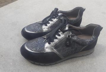 Schoenen Caprice H38 beschikbaar voor biedingen