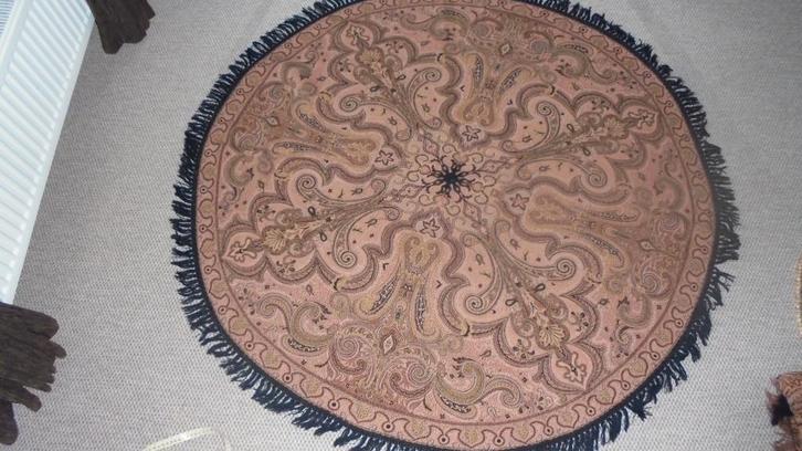 ronde worteldoek kleed, doorsnee 150cm, Antiek en Kunst, Antiek | Kleden en Textiel, Ophalen of Verzenden