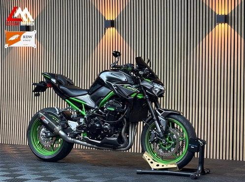 KAWASAKI Z900 PERFORMANCE - Volledig Akrapovic -Quickshifter, Motoren, Motoren | Kawasaki, Bedrijf, Naked bike, meer dan 35 kW