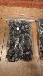 200 stuks Nichicon PM 470uF 16V elco's, Ophalen of Verzenden, Zo goed als nieuw