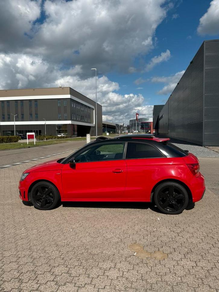 Audi A1 1.4 TFSI Automaat - S Line - Pano - Xenon, Auto's, Audi, Bedrijf, A1, ABS, Adaptive Cruise Control, Airbags, Airconditioning