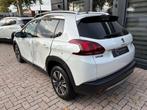Peugeot 2008 1.2 PureTech Allure | Panoramadak | 2018, Ophalen, 1199 cc, Wit, Handgeschakeld