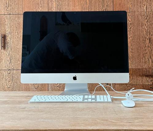 Apple iMac 27 Inch - specificaties in de foto’s, Computers en Software, Apple Desktops, Zo goed als nieuw, iMac, 3 tot 4 Ghz, Ophalen