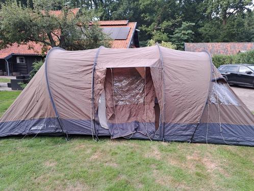 Gratis 6 persoons tent, opknapper, Caravans en Kamperen, Tenten, Gebruikt, Ophalen