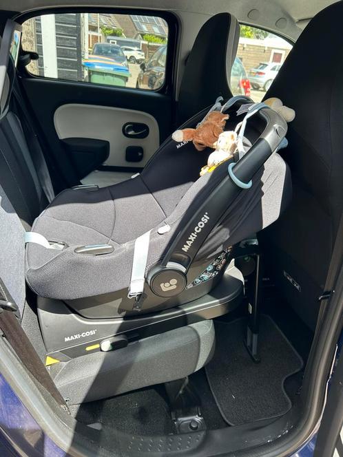 Maxi cosi cabriofix i size met 2x een isofix base, Kinderen en Baby's, Autostoeltjes, Zo goed als nieuw, Maxi-Cosi, 0 t/m 13 kg