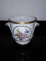 Chique porseleinen cachepot vol goud&bloemen, Verzenden