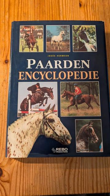 J. Hermsen - Paarden encyclopedie beschikbaar voor biedingen
