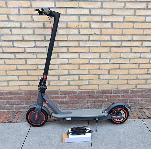 Electrische Step H7 met de sterke 10.4Ah accu, Fietsen en Brommers, Steps, Zo goed als nieuw, Elektrische step (E-scooter), Ophalen