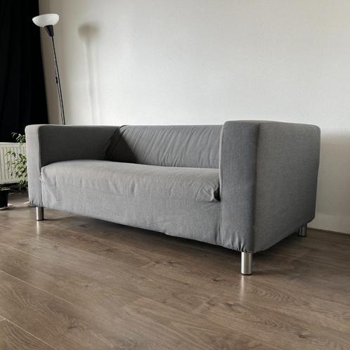 IKEA KLIPPAN 2-zitsbank met Vissle grijze hoes, Huis en Inrichting, Banken | Sofa's en Chaises Longues, Gebruikt, Tweepersoons