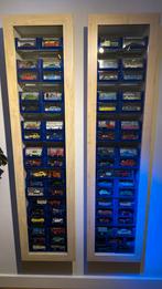 Complete kuifje auto set met 2 wandkasten, Hobby en Vrije tijd, Modelauto's | 1:43, Ophalen of Verzenden, Zo goed als nieuw, Auto