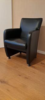 6 leren stoelen gebruikt maar nog in goede staat, Ophalen, Gebruikt, 75 tot 100 cm
