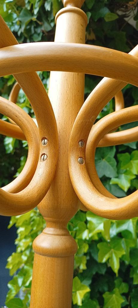 staande houten vintage kapstok , in de stijl van Thonet, Huis en Inrichting, Woonaccessoires | Kapstokken, Gebruikt, Staande kapstok