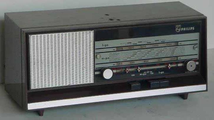 Philips radio 22 rb 261 uit 1966, Audio, Tv en Foto, Radio's, Gebruikt, Radio, Ophalen of Verzenden