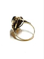 14k gouden ring met een granaatsteen, ., Ophalen of Verzenden, ., Met edelsteen