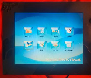 Digital photo frame , nieuw in doos  beschikbaar voor biedingen