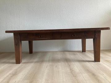 Salontafel koloniale stijl, massief hout beschikbaar voor biedingen