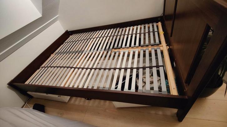 Ikea Songesand Bedframe met Lattenbodems Lonset, Huis en Inrichting, Slaapkamer | Bedden, Zo goed als nieuw, Tweepersoons, Overige maten