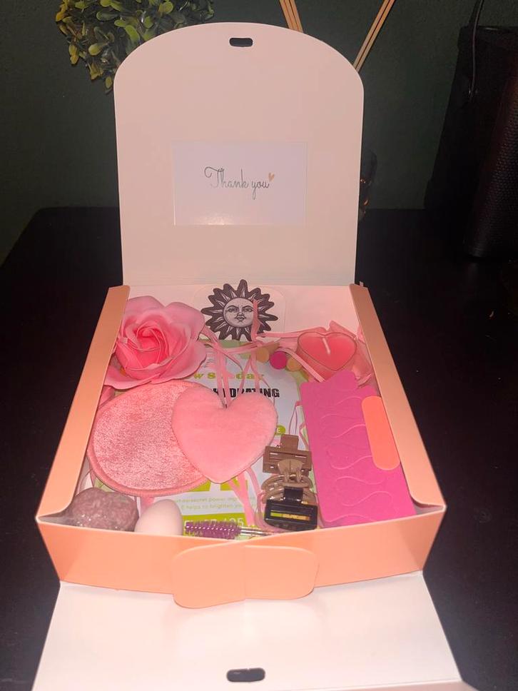 Luxe Verwenbox / Selfcare Box, Sieraden, Tassen en Uiterlijk, Uiterlijk | Cosmetica en Make-up, Nieuw, Make-up, Gehele gezicht