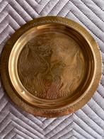 Koperen bord met geetste draken., Antiek en Kunst, Ophalen of Verzenden, Koper