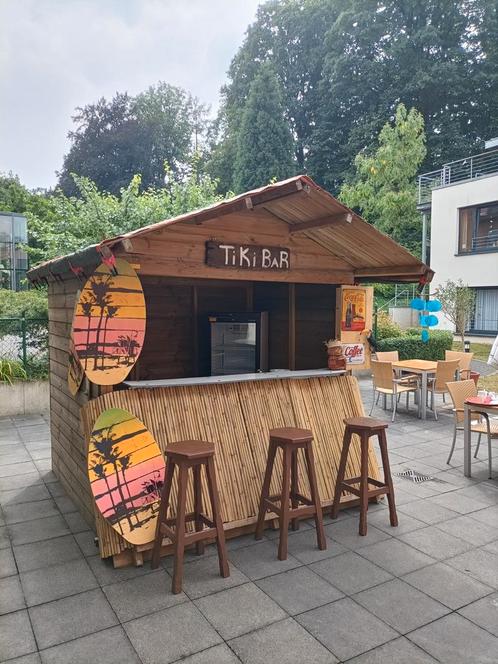 Tiki bar , mobiele bar, verkoop huisjes, kassa huisje huren, Hobby en Vrije tijd, Feestartikelen | Verhuur, Zo goed als nieuw