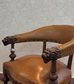 🦁✨ Antieke Leren Fauteuil met Leeuwenkoppen,  Masterpiece, Ophalen of Verzenden