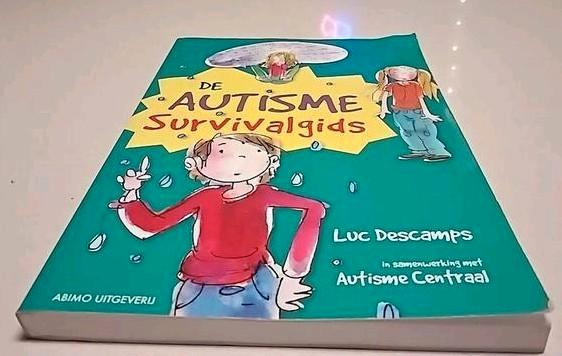 Autisme Survivalgids - Luc Descamps, Boeken, Advies, Hulp en Training, Gelezen, Ophalen of Verzenden
