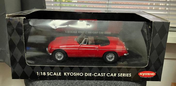 Kyosho MGB MK-1 Red 1:18 – Die-Cast Model (No. 08021R), Hobby en Vrije tijd, Modelauto's | 1:18, Zo goed als nieuw, Auto, Kyosho
