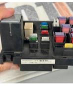 Subaru Impreza wrx Zekeringkast 2008-2011 82241FG010 oem, Ophalen of Verzenden, Zo goed als nieuw, H, H