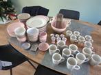 Servies compleet roze, wit, taupe madison, Ophalen, Gebruikt, Bord(en), Overige stijlen