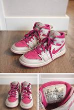 Nike Air Jordan sneakers roze/wit – maat 33,5 (EU) – netjes, Kinderen en Baby's, Kinderkleding | Schoenen en Sokken, Meisje, Schoenen