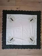 Vintage handgeborduurd kerst tafelkleed 90x90, Ophalen of Verzenden, Zo goed als nieuw, Rechthoek