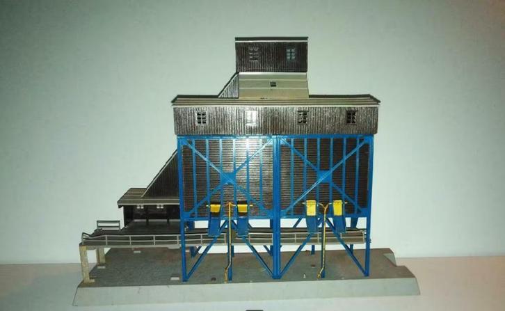 Wiad H0 EB302 - Schotterwerk met elec beweegbare loskleppen, Hobby en Vrije tijd, Modeltreinen | H0, Zo goed als nieuw, Brug, Tunnel of Gebouw