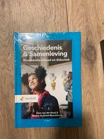 AOLB jaar 1 en 2 studieboeken, Ophalen of Verzenden, Zo goed als nieuw, Alpha, WO