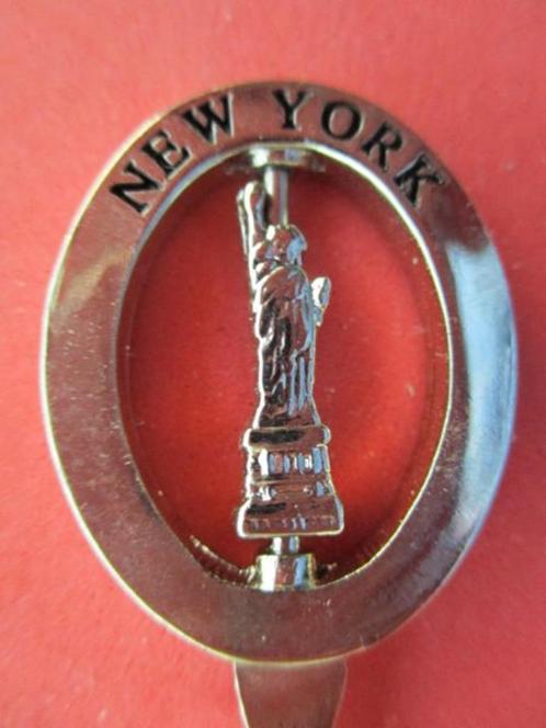 (F9701) USA - New York Statue of Liberty (draaibaar element), Verzamelen, Porselein, Kristal en Bestek, Gebruikt, Bestek, Ophalen of Verzenden