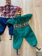 Twee antieke poppenkastpoppen, houten hoofd, handen, voeten., Antiek en Kunst, Ophalen of Verzenden