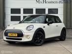 Mini Mini 1.5 136PK Cooper Panoramadak Airco 16'' velgen Nie, Voorwielaandrijving, Gebruikt, 4 stoelen, Wit
