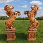 Betonnen Paard, Tuin en Terras, Ophalen, Zo goed als nieuw