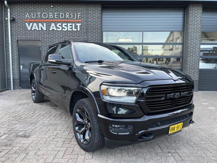 Dodge Ram 1500 5.7 V8 4x4 Crew Cab Laramie Panoramadak , Lee, Auto's, Dodge, Bedrijf, Te koop, RAM 1500, 4x4, ABS, Achteruitrijcamera