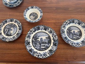Servies beschikbaar voor biedingen