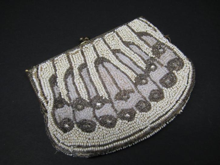 TASJE  KRALENBORDUURWERK, Antiek en Kunst, Antiek | Kleding en Accessoires, Ophalen of Verzenden