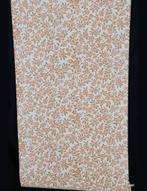5421 retro bloemen behang oranje bruin op witte basis swiet, Huis en Inrichting, Stoffering | Behang, Verzenden, Bruin
